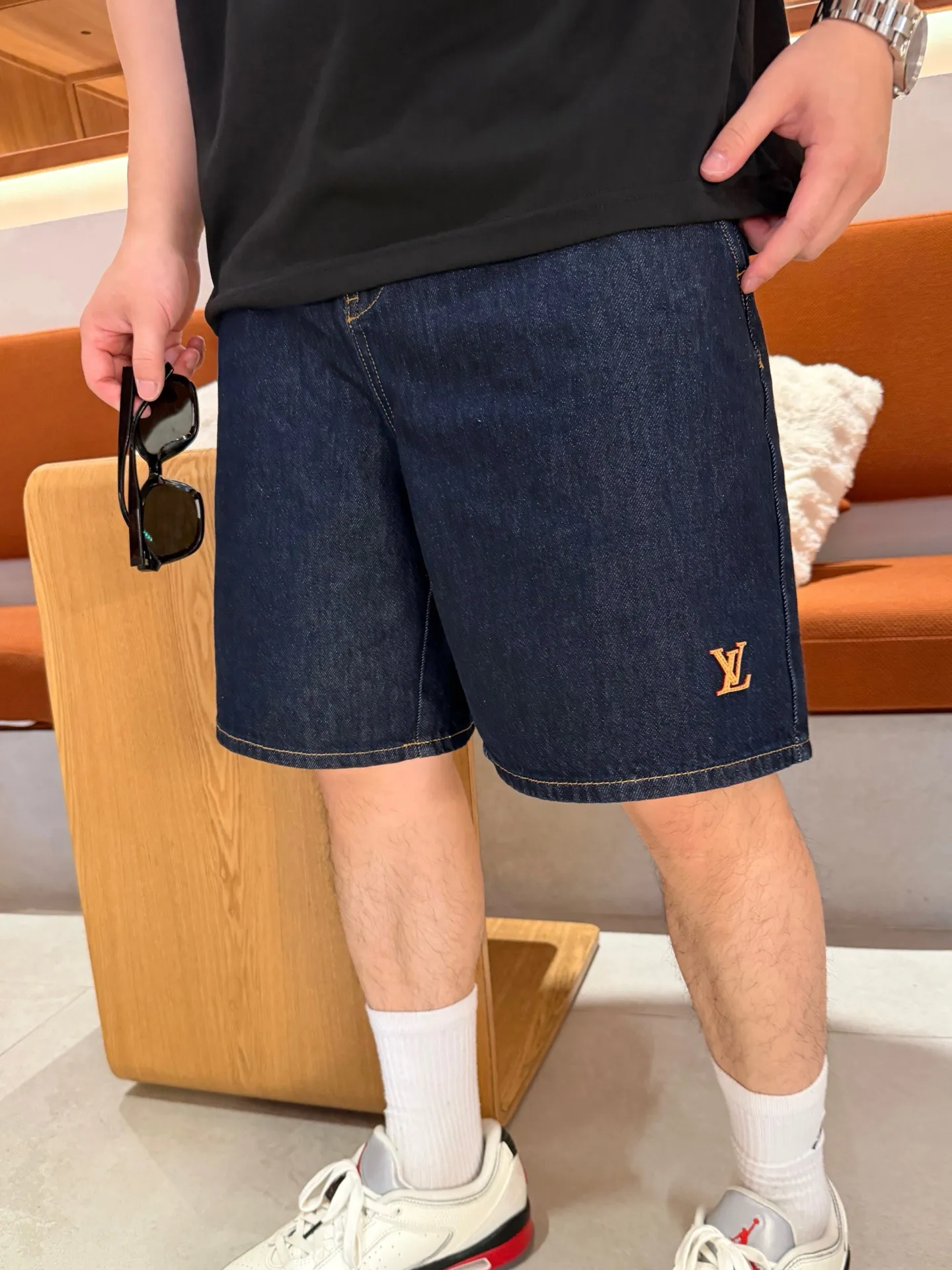Louis Vuitton/